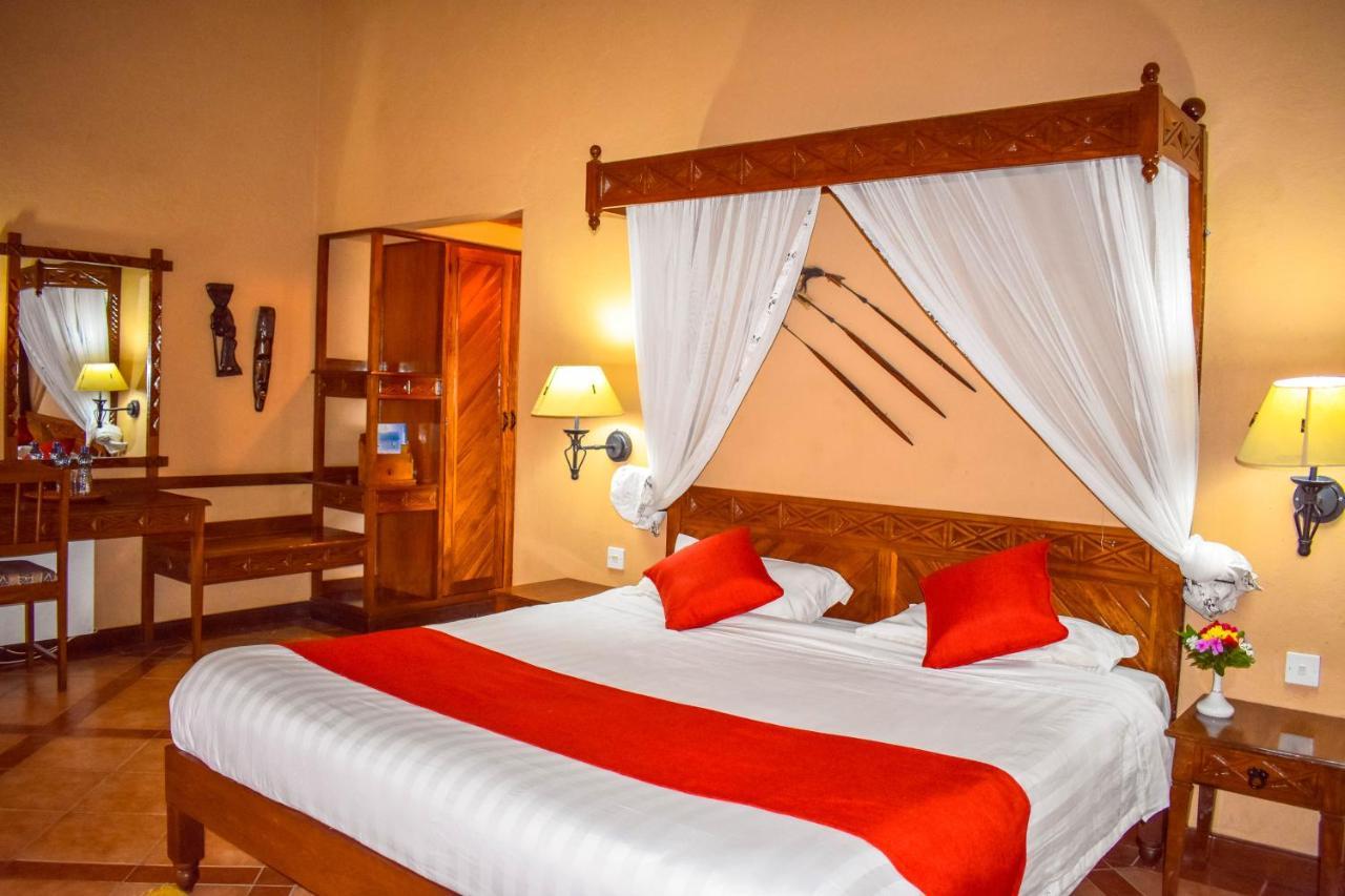 Lake Nakuru Lodge Exterior photo